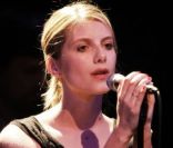 Mélanie Laurent à Bordeaux le 20 avril 2011.