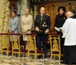 Stéphanie, Charlene, Albert et Caroline lors de la messe donnée en Notre-Dame-Immaculée pour la fête nationale à Monaco. Il s\'agit de la première pour Charlene en tant que princesse. Le 19 novembre 2011<br />