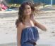 Lily Aldridge en shooting sur une plage de St Barth, le 15 novembre 2011