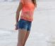 Lily Aldridge en shooting sur une plage de St Barth, le 15 novembre 2011