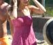Lily Aldridge en shooting sur une plage de St Barth, le 15 novembre 2011