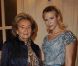 Bernadette Chirac et Lorie au dîner organisé au profit de l'association Action Innocence, le 24 novembre 2011.