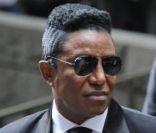 Jermaine Jackson arrive au tribunal pour connaître la sentence du Docteur Murray dans le procès de la mort de Michael Jackson, le 29 novembre 2011, à Los Angeles