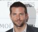 Bradley Cooper : Entouré de beautés, il salue le sacre d'un tyrannosaure