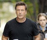 Alec Baldwin sur le tournage de <em>30 Rock</em> à New York, le 30 novembre 2011.
