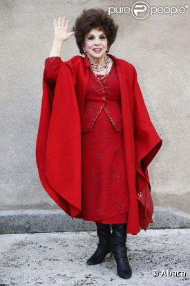 Gina Lollobrigida pour le lancement du webzine PinkRoma.it, à Rome, le 7 décembre 2011.