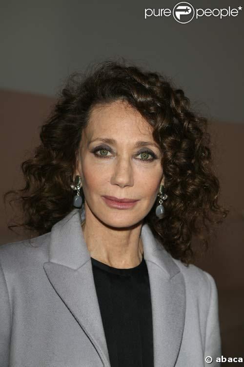 Marisa Berenson - Wallpaper Gallery