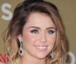 Miley Cyrus lors de la soirée CNN Heroes - An Allstar  Tribute à Los Angeles, le 11 décembre 2011