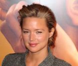 <p>Virginie Efira à Paris en décembre 2011</p>