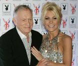 Hugh Hefner et Crystal Harris en 2011