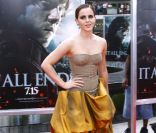Emma Watson est pourtant une icône de style. Mais dans sa robe Bottega Veneta, c'était le risque pris de trop...