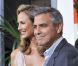 Stacy Keibler et George Clooney à Los Angeles, le 15 novembre 2011. 