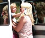 Quand Britney Spears prend quelques formes, ce sont ses cuisses qui prennent du volume. Calabas, août 2010.<br />