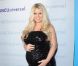 Jessica Simpson, très enceinte et étincelante, prépare déjà l'après-grossesse