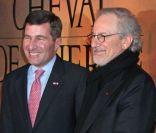 Charles H. Rivkin et Steven Spielberg lors de l'avant-première du film Cheval de Guerre à la Cinémathèque à Paris le 9 janvier 2012