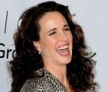 Andie MacDowell lors de la soirée ABC TCA Winter Press Tour All-Star Party au Langham Huntington Hotel à Los Angeles le 10 janvier 2012 