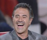José Garcia lors de l'émission Vivement Dimanche spécial La Vérité si je  mens ! 3, diffusée le 15 janvier 2012 sur France 2 