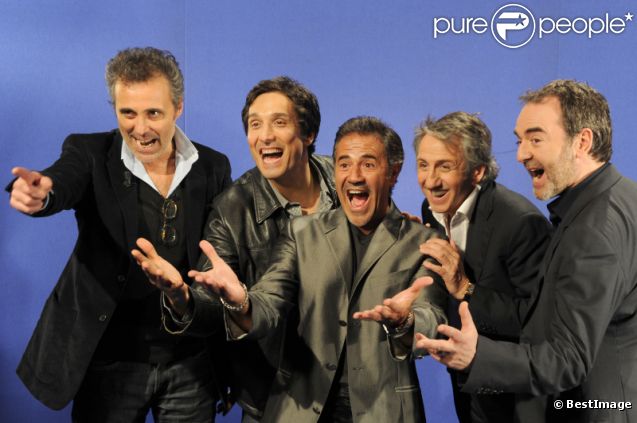 Richard Anconina, Vincent Elbaz, Bruno Solo, Gilbert Melki et José Garcia en backstage de l'émission Vivement Dimanche spécial La Vérité si je  mens ! 3 le 11 janvier 2012 - diffusion le 15 janvier 2012 sur France 2