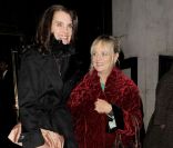 Brooke Shields et Twiggy la sortie du club londonien le Wolseley, le 11 janvier 2012