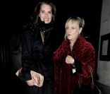 Brooke Shields et Twiggy la sortie d'un club londonien le 11 janvier 2012