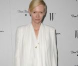 Tilda Swinton au Chateau Marmont à Los Angeles, le 13 janvier 2012.