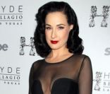 Dita Von Teese pose pour la soirée au Hyde Bellagio, un club de Las Vegas le 14 janvier 2012