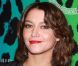 Emma De Caunes sur les planches dans la peau d'une certaine Cécilia