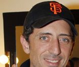 Gad Elmaleh à Paris, le 3 décembre 2011.
