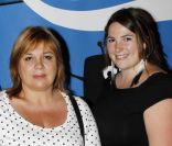 Michèle Bernier en juillet 2011 à Paris en compagnie de sa fille Charlotte