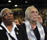 Firmine Richard et Gérard Darmon lors du rassemblement de François Hollande au Bourget, le 22 janvier 2012.