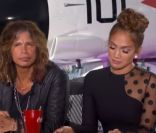 Jennifer Lopez et Steven Tyler dans  American Idol . Casting diffusé le 22 janvier 2012 sur la Fox.