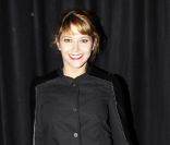 Emma De Caunes au premier rang du défilé Etam le 23/01/12