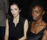 Aure Atika et Aïssa Maïga au premier rang du défilé Etam le 23 janvier 2012