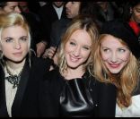 Cécile Cassel, Ludivine Sagnier et Julie Depardieu au premier rang du défilé Etam le 23/01/12