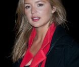 Virginie Efira lors du défilé Etam Lingerie le 23 janvier 2012 à Paris