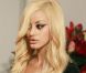 Zahia Dehar : ravissante en backstage de son défilé Printemps-Été 2012 au Palais Chaillot le 25 janvier 2012 à Paris
