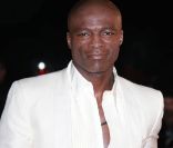 Seal sur le tapis rouge des 13e NRJ Music Awards, le 28 janvier 2012, à Cannes.