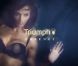 Helena Christensen : la sexy quadra revient délicatement nous envoûter