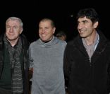 Luis Fernandez, Pascal Olmeta et Joël Cantona le 11 février 2012 au chapiteau de Fontvieille de Monaco pour l'événement Le Show Beach Soccer le Tournoi des célébrités
