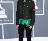 Diane Warren sur le tapis rouge de la 54e soirée des Grammy Awards, le 12 février 2012 au Staples Center de Los Angeles.