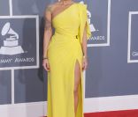 Amber Rose sur le tapis rouge de la 54e soirée des Grammy Awards, le 12 février 2012 au Staples Center de Los Angeles.