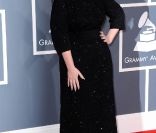 Adele a été reçue six sur six lors de la 54e soirée des Grammy Awards, le 12 février 2012 au Staples Center de Los Angeles.
