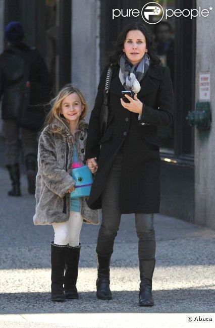 Courteney Cox partage un moment avec sa petite Coco ont déjeuné au  Balthazar  à SoHo à New York le 13 février 2012 