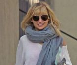 Nicole Richie et Sparrow, un couple adorable à la sortie de l\'école à Los Angeles, le 14 février 2012.