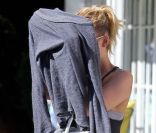 Nicole Richie quitte sa salle de sport à Los Angeles, le 14 février 2012.