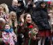 Catherine, duchesse de Cambridge, était en déplacement à Liverpool le 14 février 2012 pour sa deuxième mission officielle : en cette Saint-Valentin sans le prince William, le public était là pour la combler d'amour, à l'occasion de ses visites du bar sans alcool The Brink et de l'hôpital pour enfants Alder Hey.