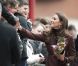 Catherine, duchesse de Cambridge, était en déplacement à Liverpool le 14 février 2012 pour sa deuxième mission officielle : en cette Saint-Valentin sans le prince William, le public était là pour la combler d'amour, à l'occasion de ses visites du bar sans alcool The Brink et de l'hôpital pour enfants Alder Hey.