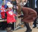 Catherine, duchesse de Cambridge, était en déplacement à Liverpool le 14 février 2012 pour sa deuxième mission officielle : en cette Saint-Valentin sans le prince William, le public était là pour la combler d'amour, à l'occasion de ses visites du bar sans alcool The Brink et de l'hôpital pour enfants Alder Hey.