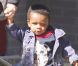 Sandra Bullock et son petit Louis, toujours aussi adorable, à la sortie de l'école, le 16 février 2012 à Los Angeles