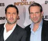 Jean Dujardin et Gilles Lellouche lors de l'avant-première des Infidèles à Paris le 14 février 2012 
